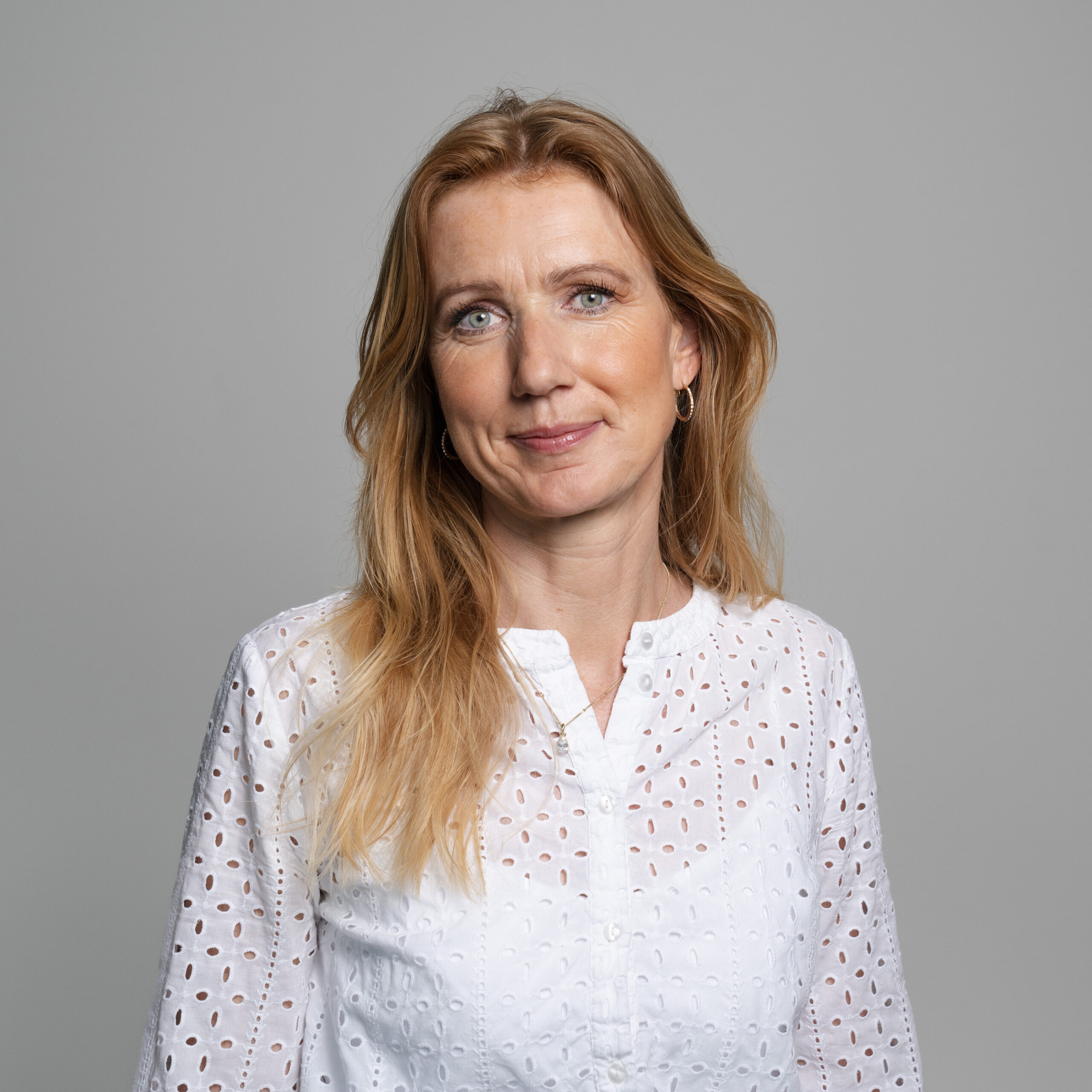 Nærbilde av kvinne. Foto